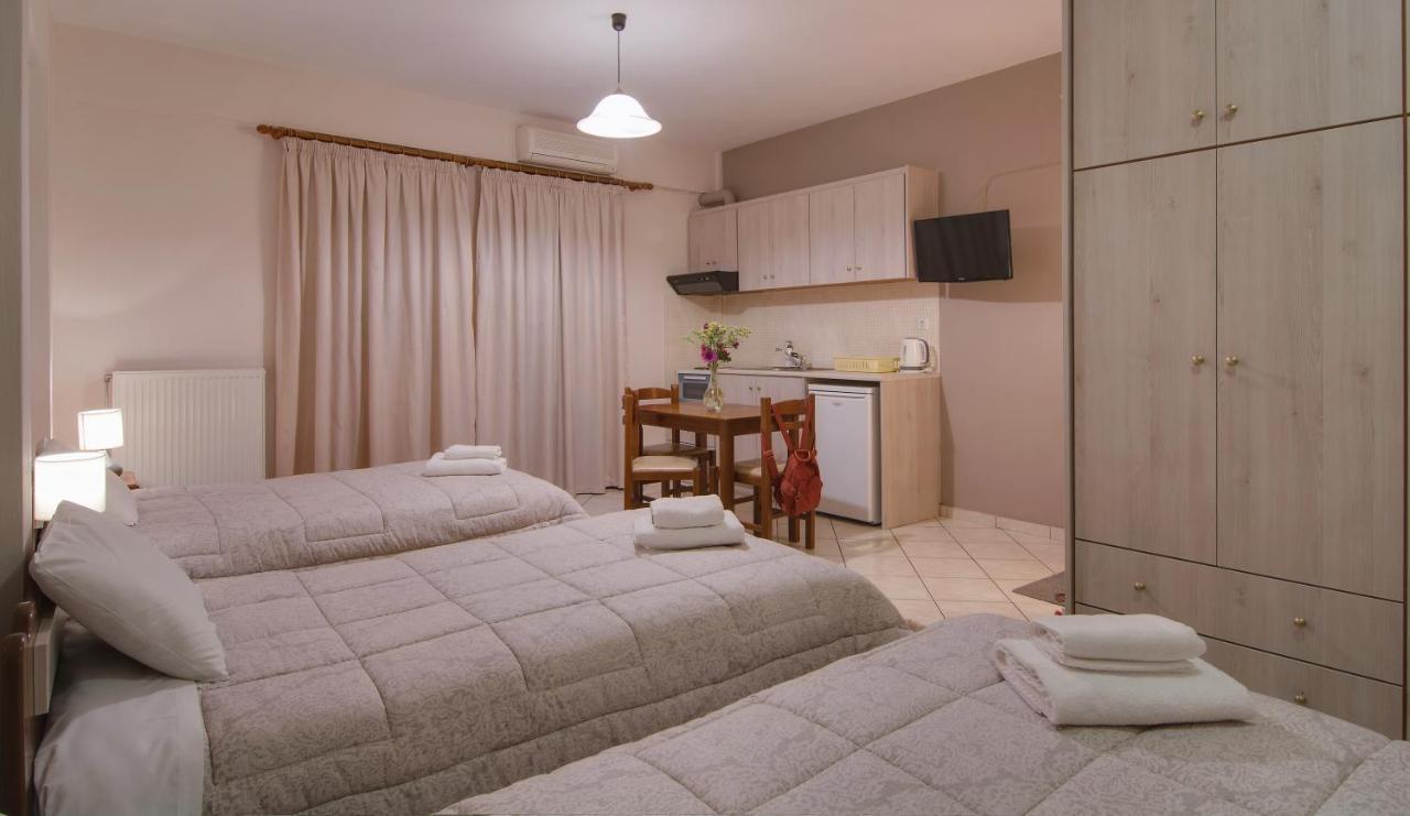 Tsironis Guesthouse Янина Экстерьер фото